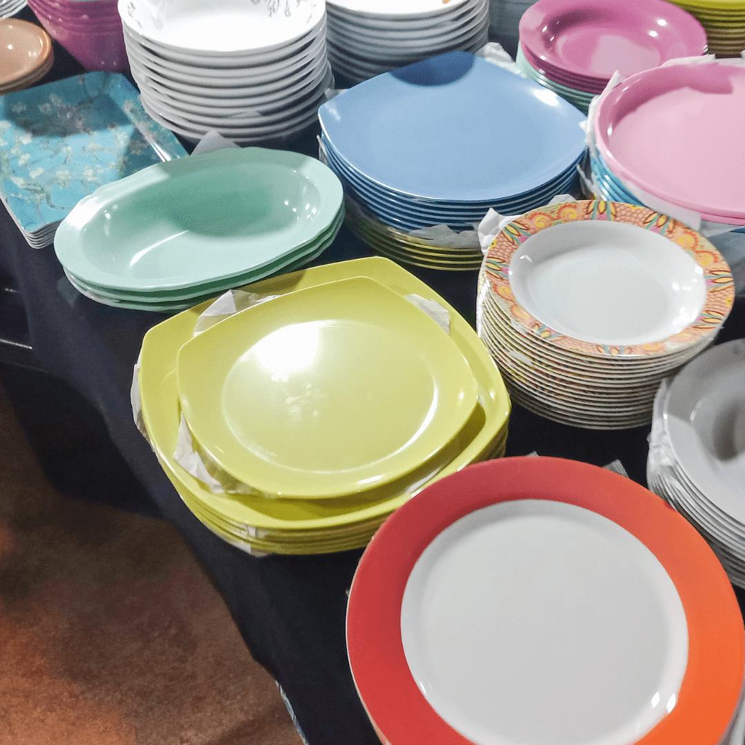 is melamine dinnerware safe